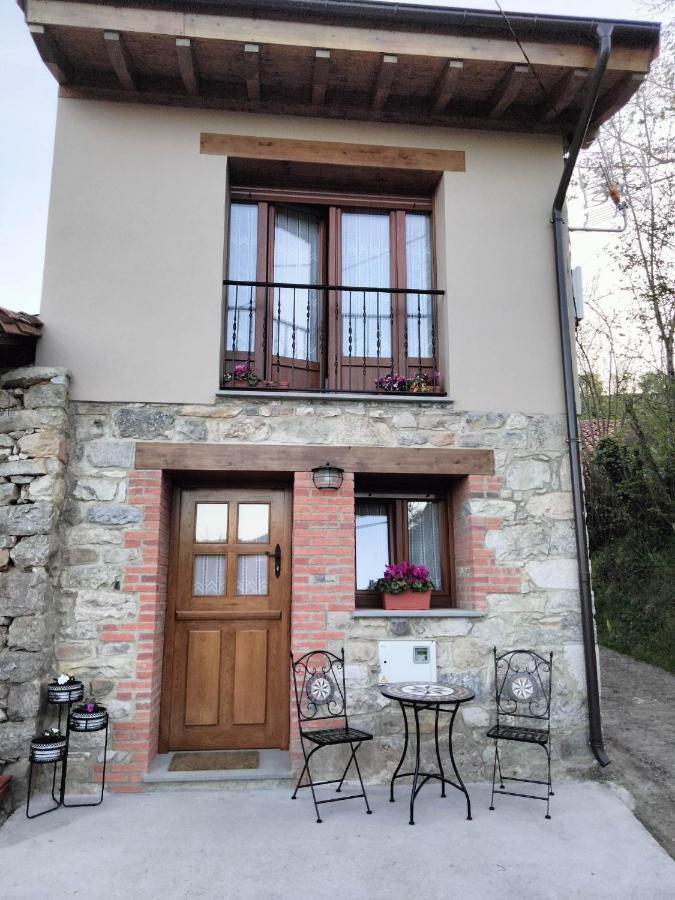 Appartement El Arniu à Onís Extérieur photo